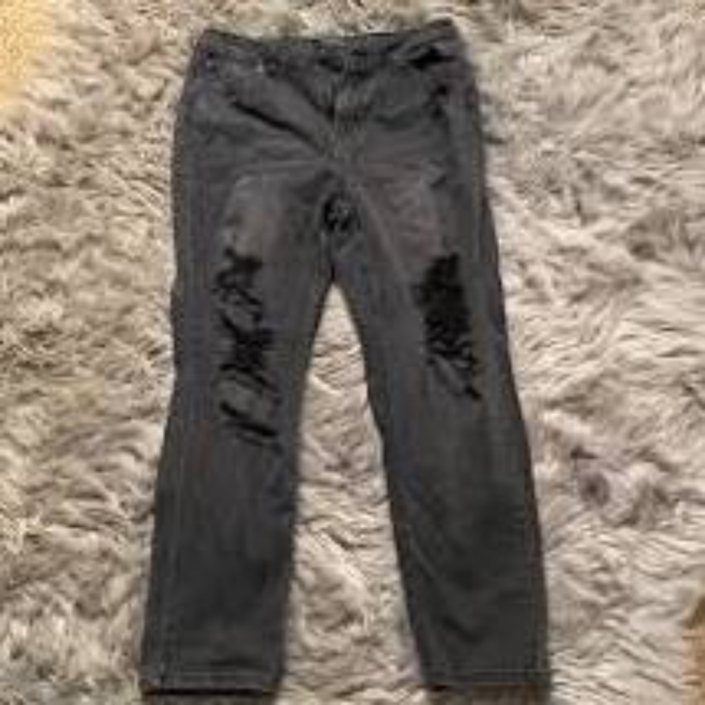Black distressed jeans